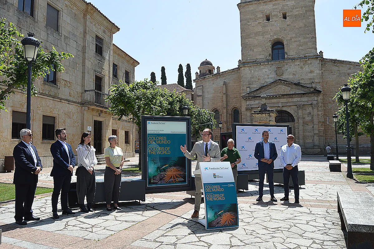 Foto 12 - La Plaza de Herrasti se convierte en un museo al aire libre con una exposici&oacute;n fotogr&aacute;fica de autores internacionales