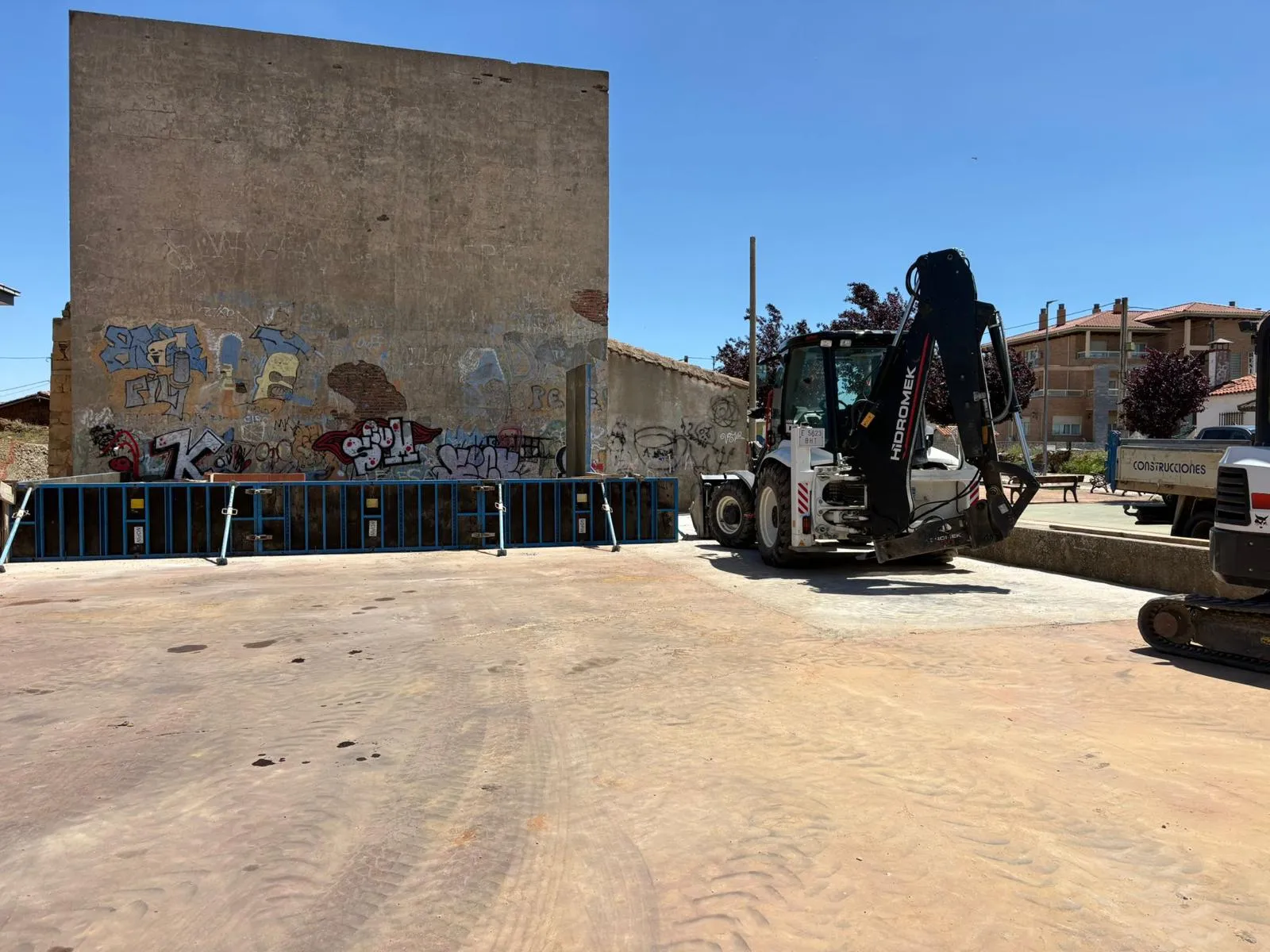 Doñinos convierte su viejo frontón en teatro al aire libre