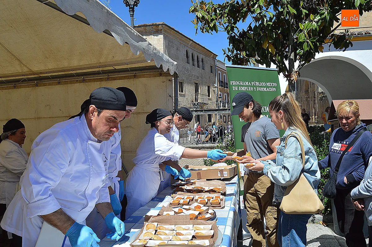 Foto 13 - Ciudad Rodrigo disfruta de la V Feria del Farinato 