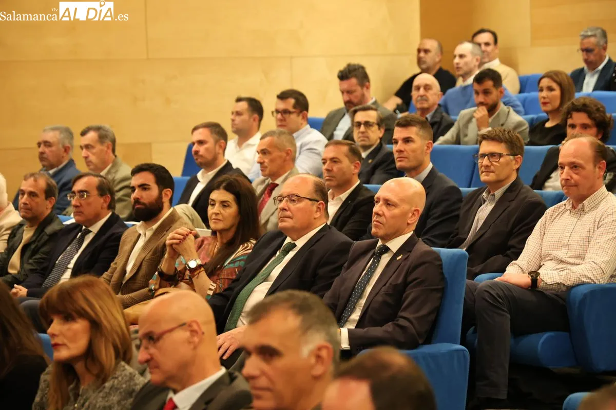 Acto de reunificación de las organizaciones empresariales de Salamanca. Foto de David Sañudo