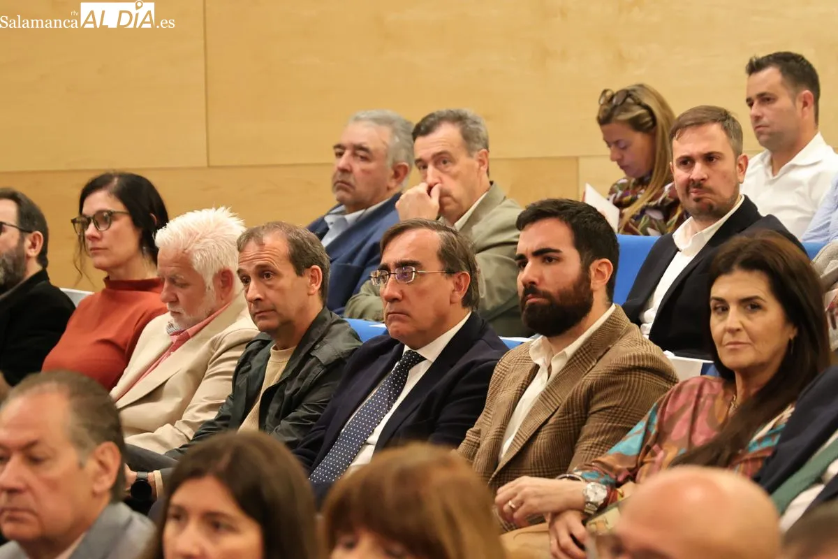 Acto de reunificación de las organizaciones empresariales de Salamanca. Foto de David Sañudo