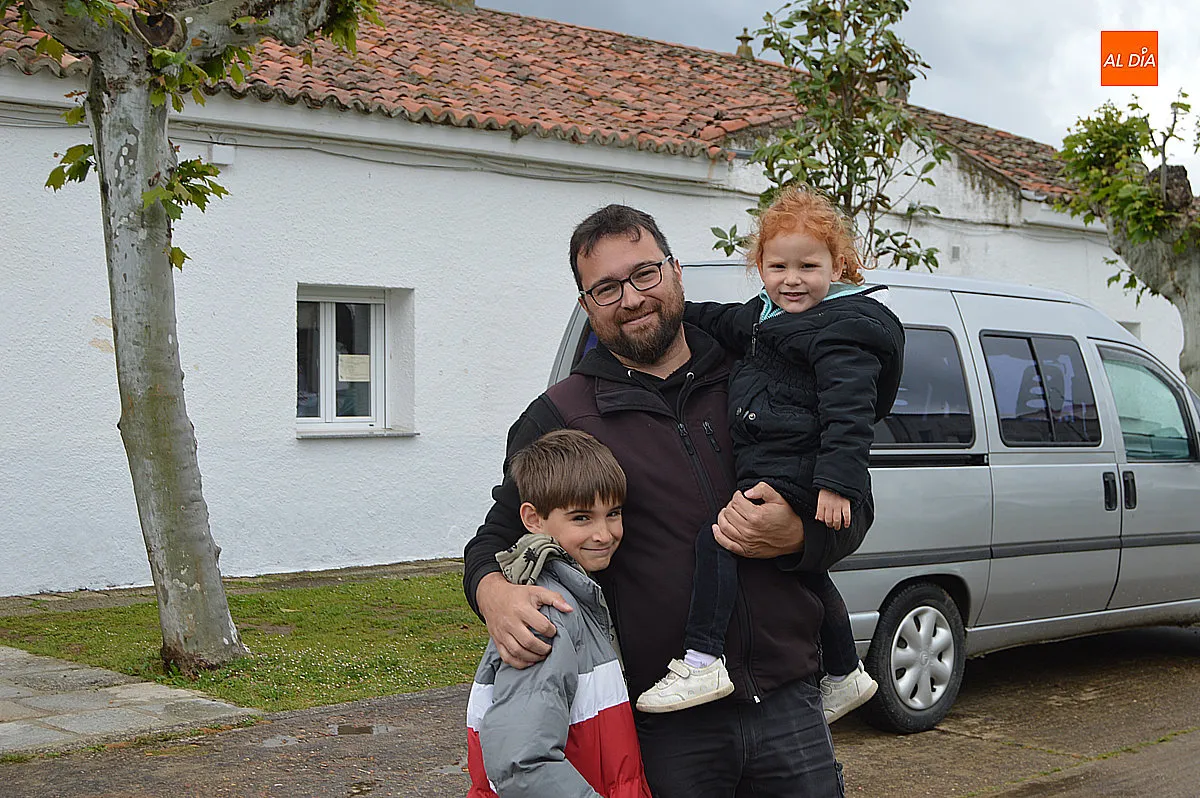 Foto 5 - Cerca de 80 personas apoyan la III Caminata Saludable de &Aacute;gueda