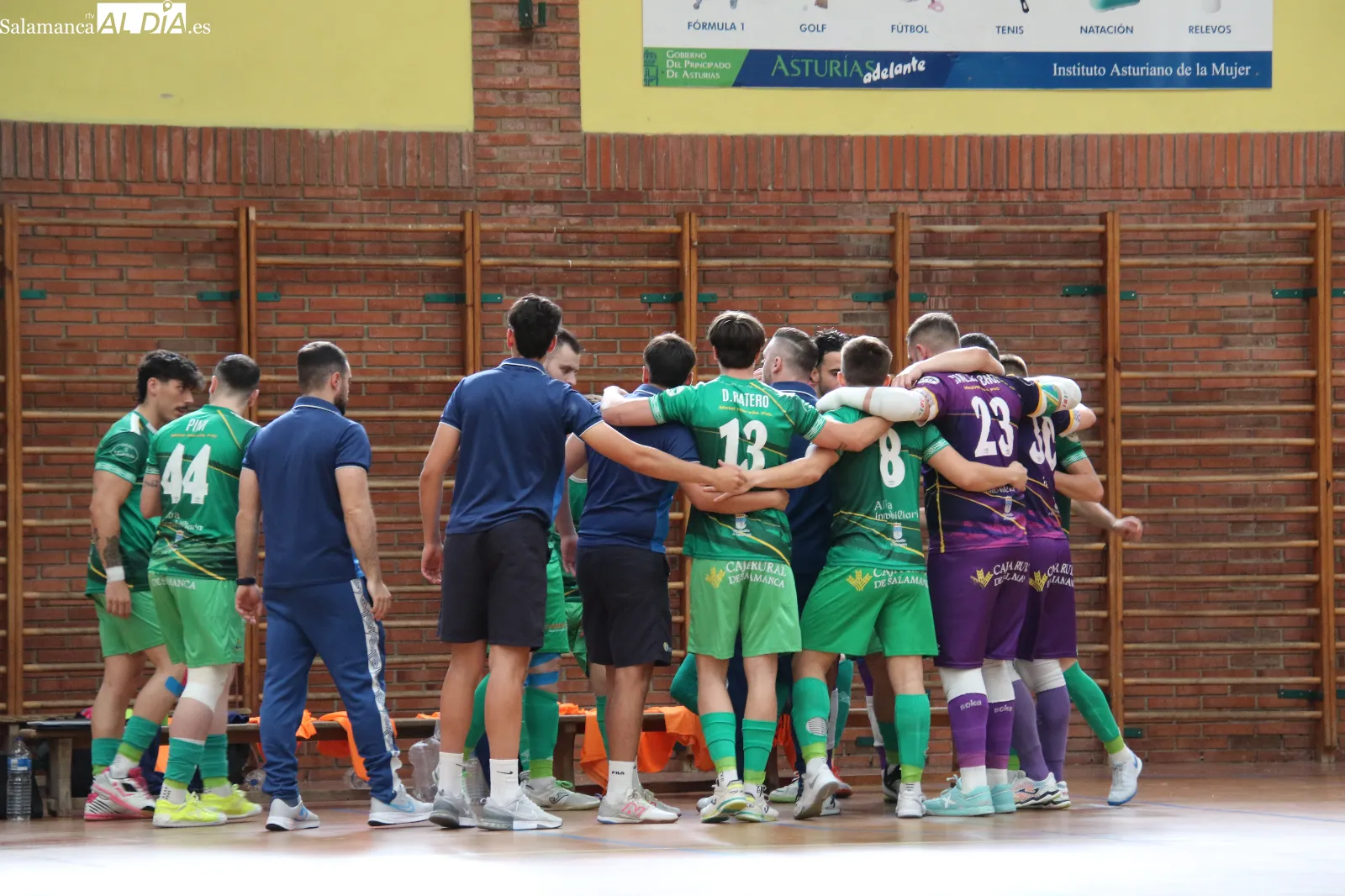 Foto 4 - FOTOS El Piensos Dur&aacute;n Albense sella su permanencia en Segunda B tras golear en Asturias (3-7)