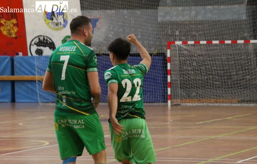 Foto 7 - FOTOS El Piensos Dur&aacute;n Albense sella su permanencia en Segunda B tras golear en Asturias (3-7)