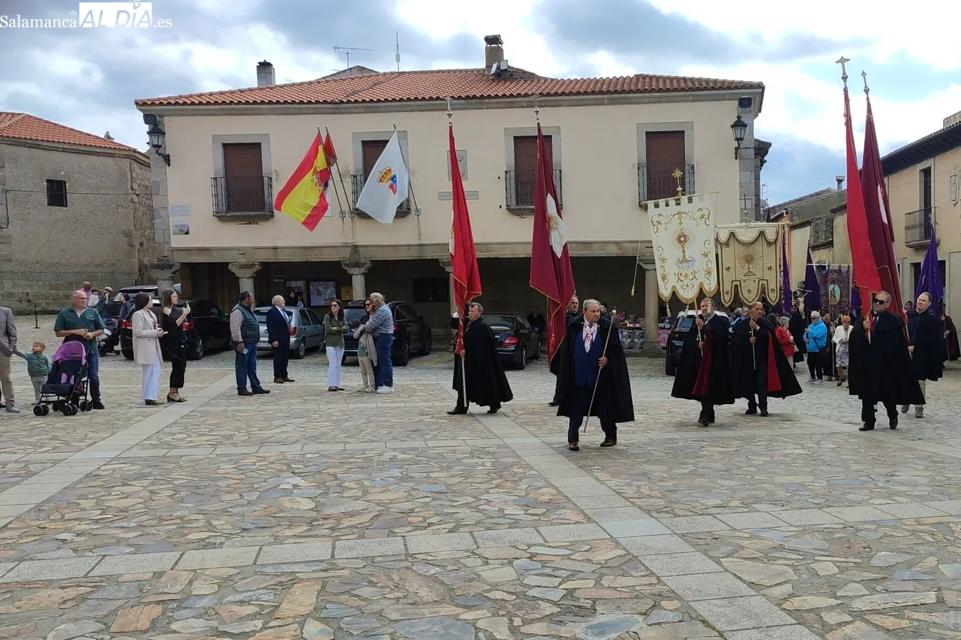 Fiestas de Santa Cruz en San Felices de los Gallegos / CORRAL