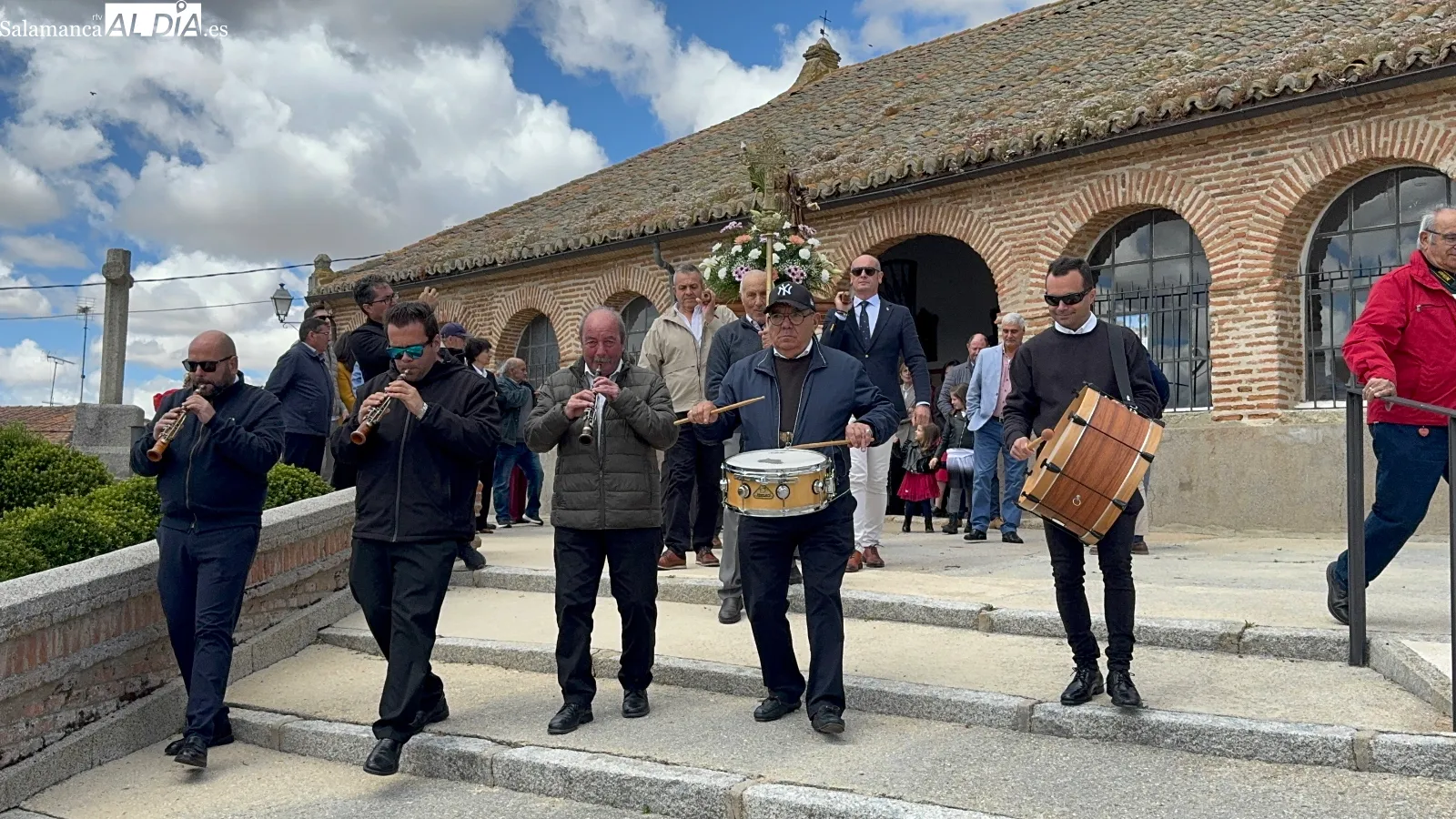 Foto 3 - Aldeaseca de la Frontera arropa a San Isidro en su paseo festivo para celebrar su d&iacute;a grande