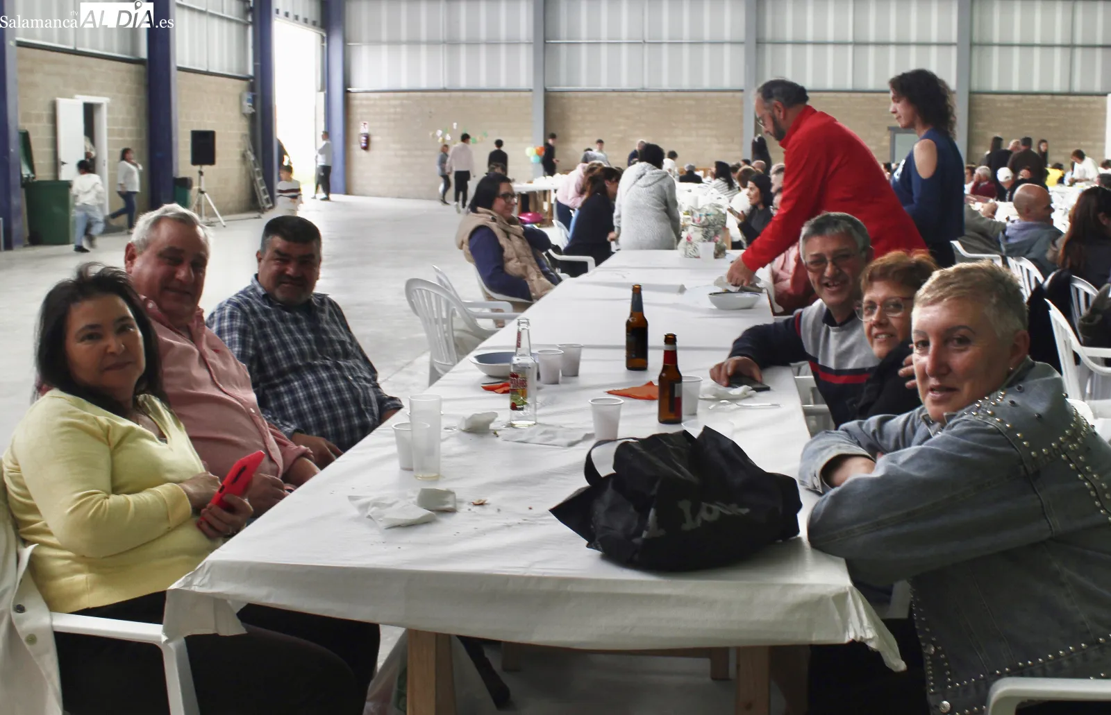 Foto 10 - Las fiestas de San Isidro se despiden entre risas, ambiente multitudinario y caldereta en Aldeaseca de la Frontera