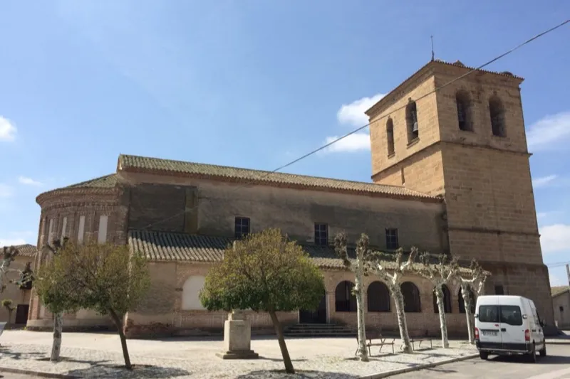 El Primer Mercado Artesanal de Villar de Gallimazo se estrena este sábado y en apoyo a lo local