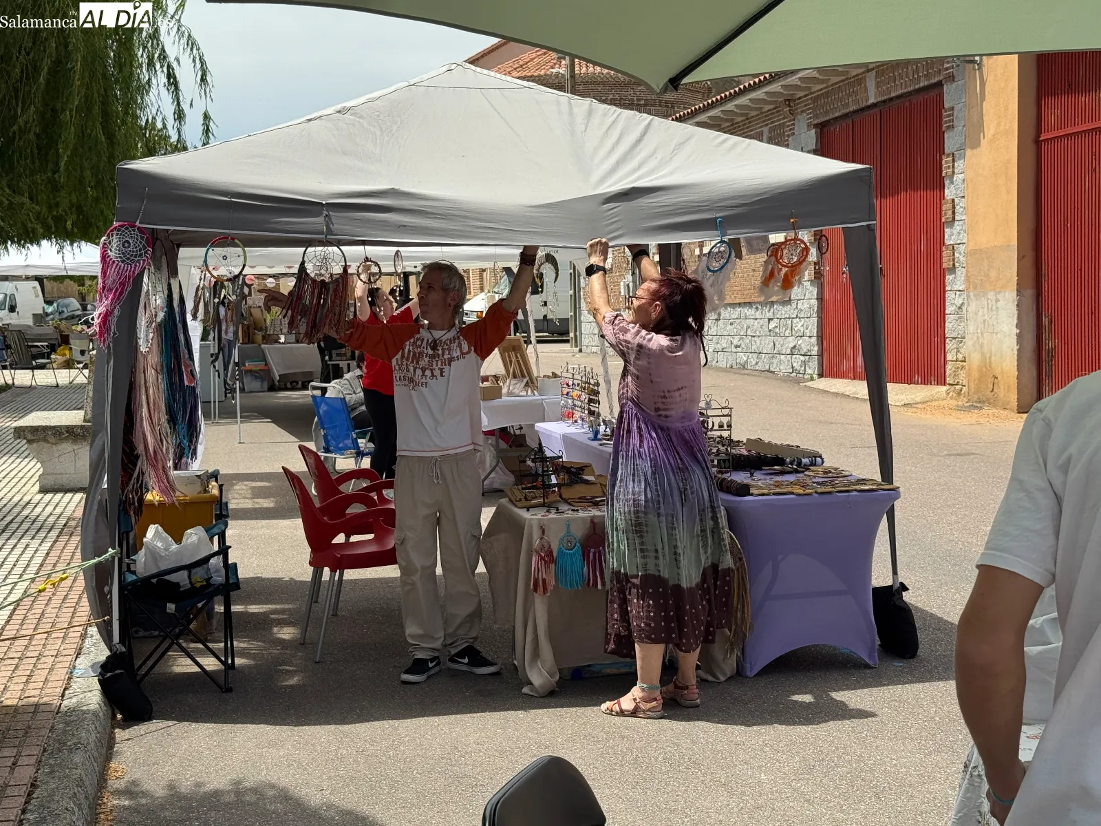 Foto 6 - Gran acogida para el I Mercado Artesanal de Villar del Gallimazo