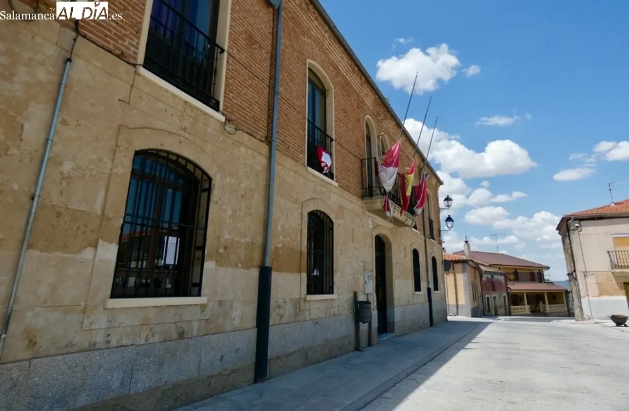 Una jubilada de Cantalpino impulsa un ambicioso y llamativo proyecto cultural para recuperar la memoria histórica del municipio