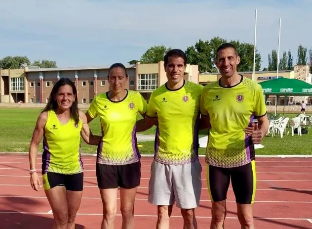 Foto 4 - Lluvia de medallas para el Club Atletismo Ciudad de Pe&ntilde;aranda en el Campeonato de Castilla y Le&oacute;n M&aacute;ster