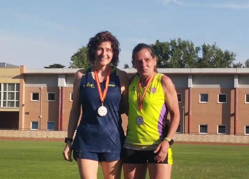 Foto 3 - Lluvia de medallas para el Club Atletismo Ciudad de Pe&ntilde;aranda en el Campeonato de Castilla y Le&oacute;n M&aacute;ster