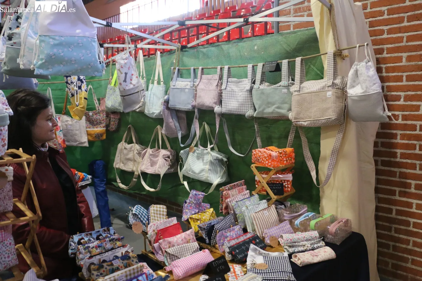 Feria Multisectorial y Feria ganadera de San Isidro en Lumbrales / CORRAL  