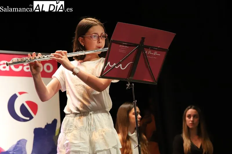 Foto 7 - Fusi&oacute;n de folclore y modernidad en el concierto 'Aires Traversos'