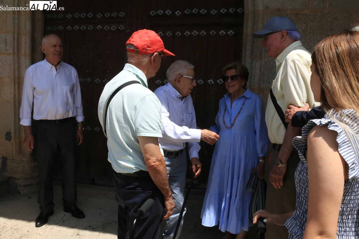 Homenaje a Arturo de Inés Calvo en Villaseco de los Reyes / CORRAL