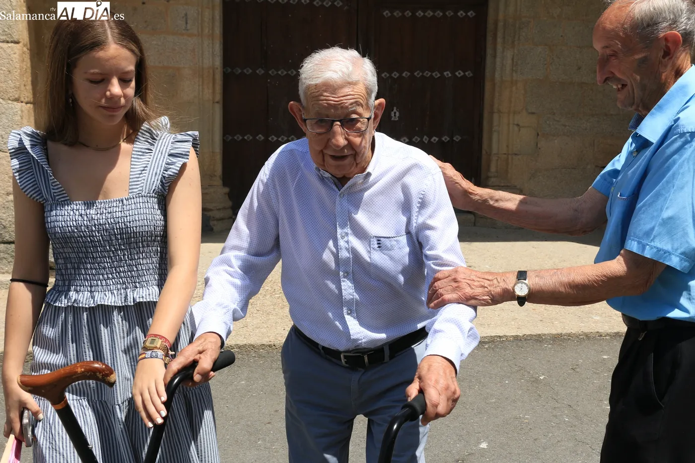 Homenaje a Arturo de Inés Calvo en Villaseco de los Reyes / CORRAL