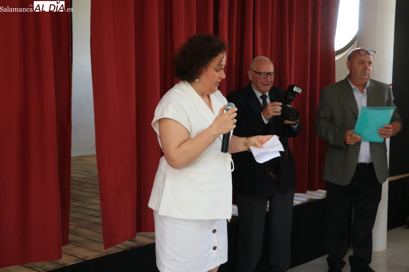 Homenaje a Arturo de Inés Calvo en Villaseco de los Reyes / CORRAL