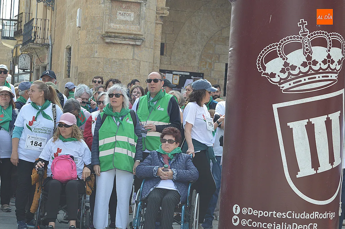 Foto 17 - La marcha solidaria por el p&aacute;rkinson re&uacute;ne a 235 personas en Ciudad Rodrigo