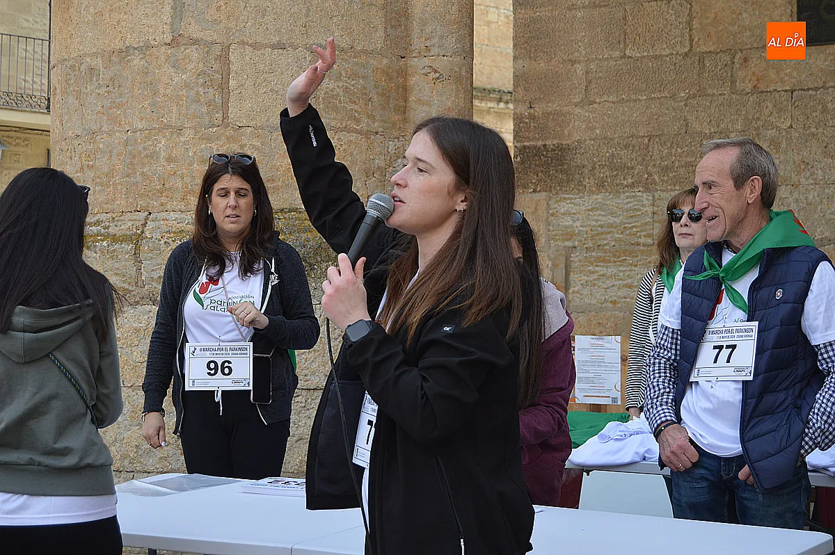 Foto 4 - La marcha solidaria por el p&aacute;rkinson re&uacute;ne a 235 personas en Ciudad Rodrigo