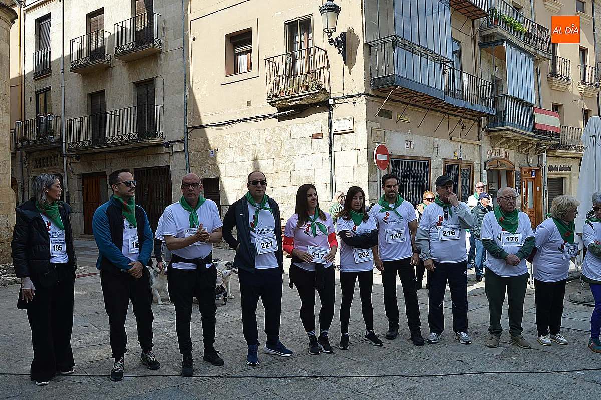 Foto 6 - La marcha solidaria por el p&aacute;rkinson re&uacute;ne a 235 personas en Ciudad Rodrigo