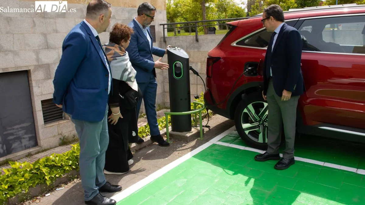 El nuevo servicio de la USAL que te permitirá cargar tu coche eléctrico sin usar aplicaciones. Foto USAL