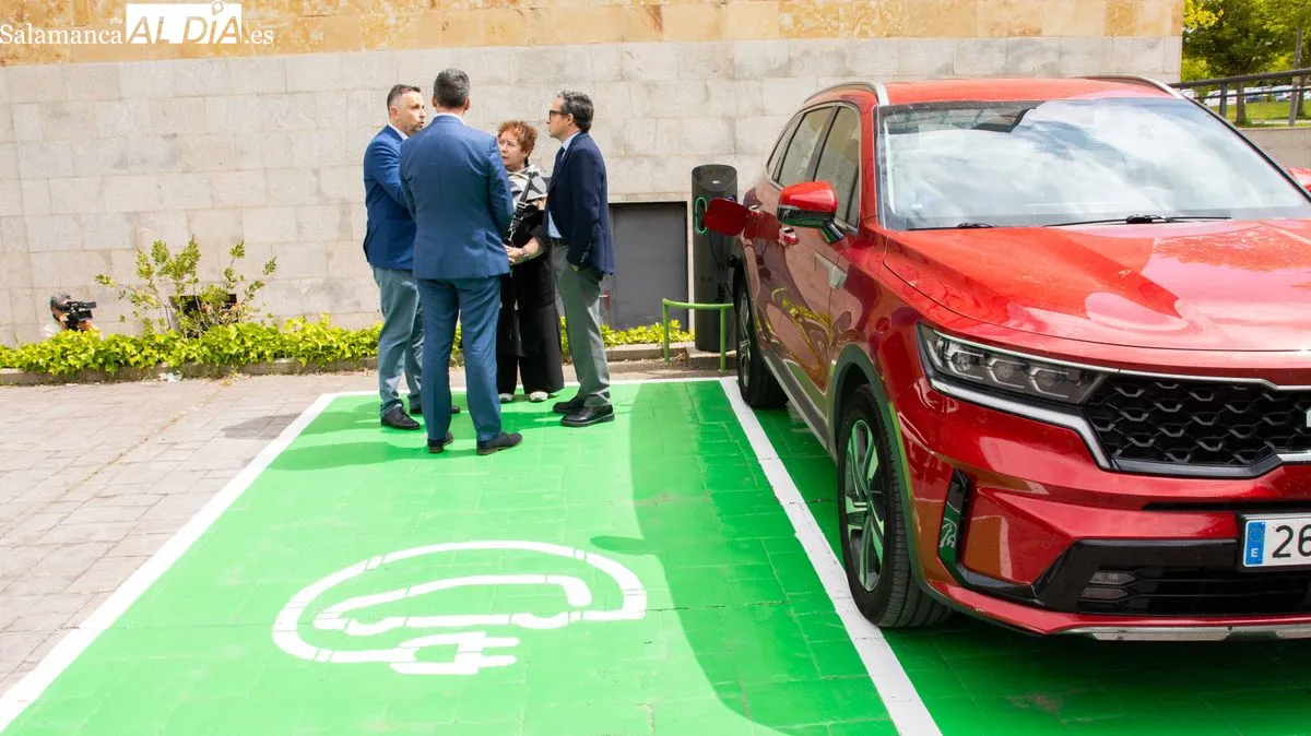 El nuevo servicio de la USAL que te permitirá cargar tu coche eléctrico sin usar aplicaciones. Foto USAL
