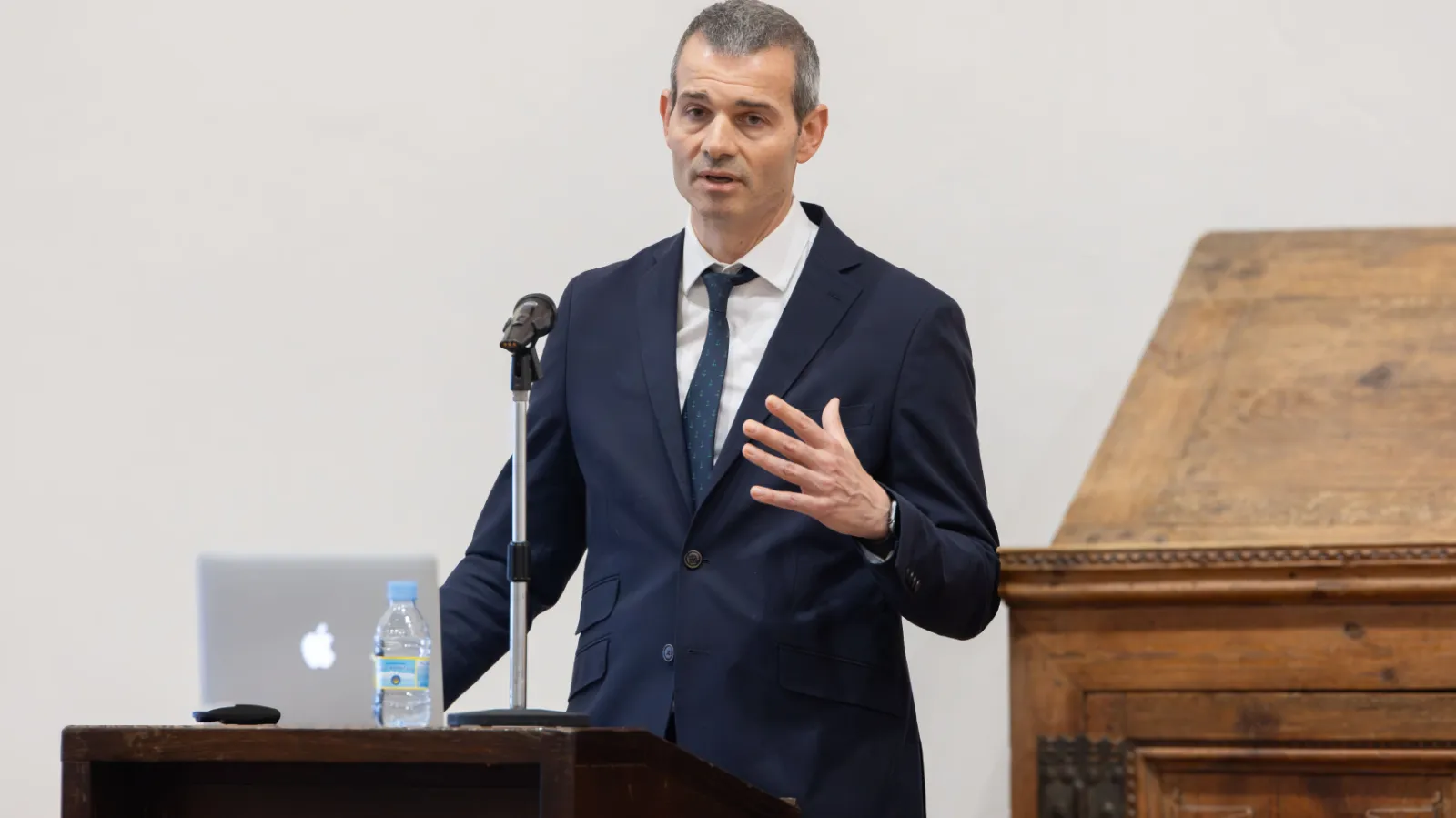Foto 3 - Francisco Mart&iacute;n Herrero ingresa como nuevo acad&eacute;mico en la Real Academia de Medicina de Salamanca