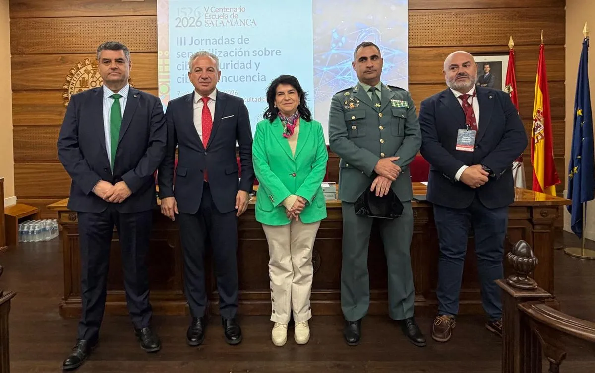 Es urgente luchar contra la violencia digital en menores, apunta el delegado del Gobierno en CyL