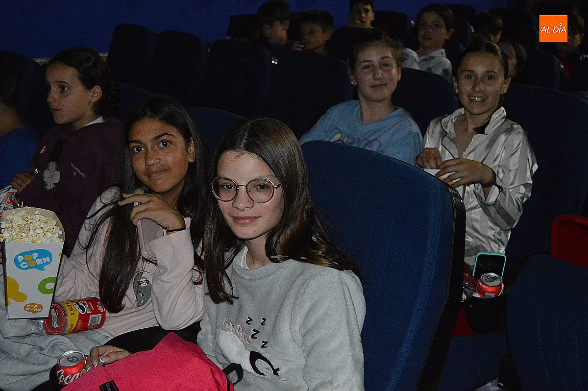 Foto 7 - La &ldquo;Noche de Pijamas&rdquo; re&uacute;ne a cerca de 70 ni&ntilde;os en la 3&ordm; edici&oacute;n 