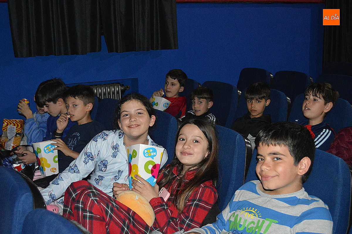 Foto 9 - La &ldquo;Noche de Pijamas&rdquo; re&uacute;ne a cerca de 70 ni&ntilde;os en la 3&ordm; edici&oacute;n 