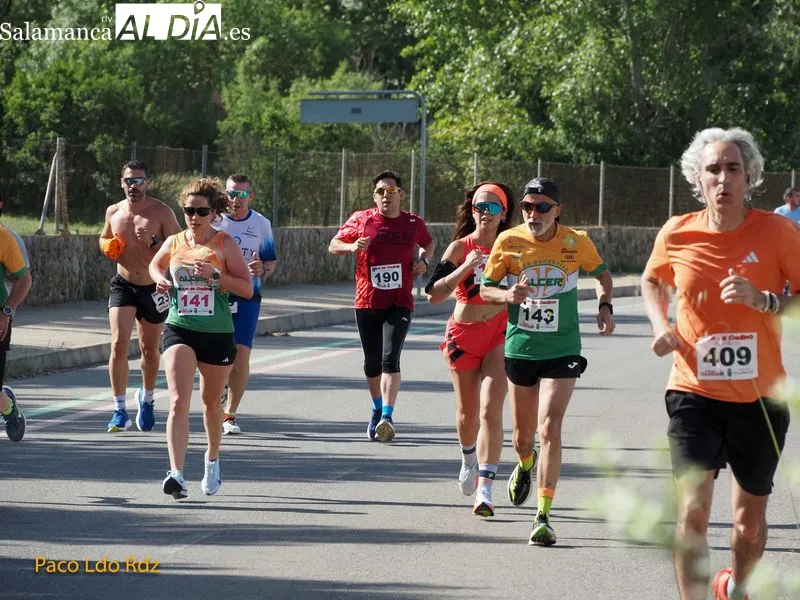 GALERÍA DE FOTOS | Villamayor disfruta con la carrera solidaria 10K Gudino, en beneficio de la Asociación Asperger Salamanca
