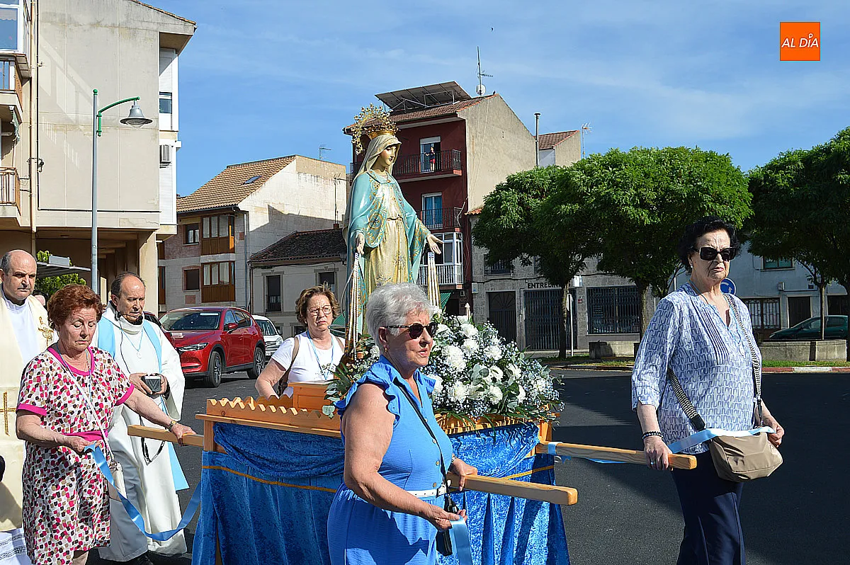 Procesión de la Virgen Milagrosa