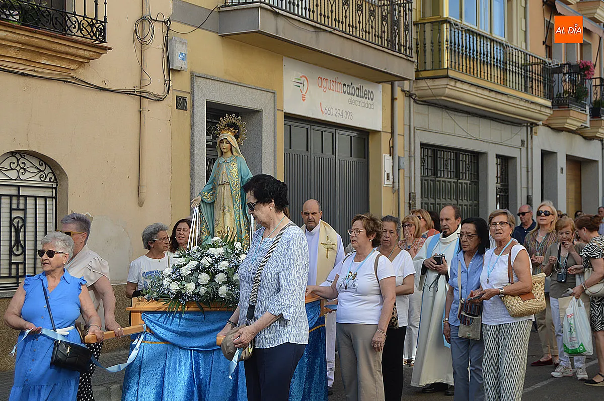 Devoción y tradición en la procesión de la Virgen milagrosa Ciudad Rodrigo 