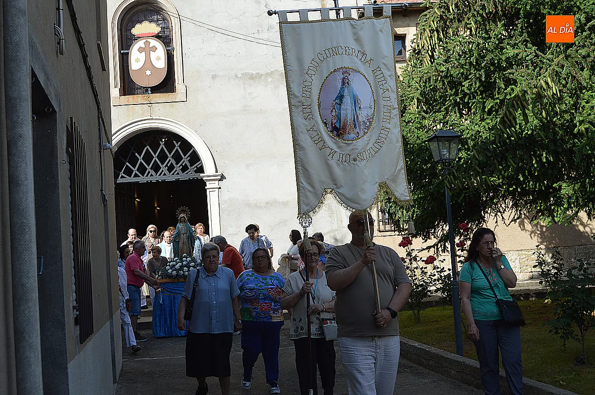 Procesión de la Virgen Milagrosa