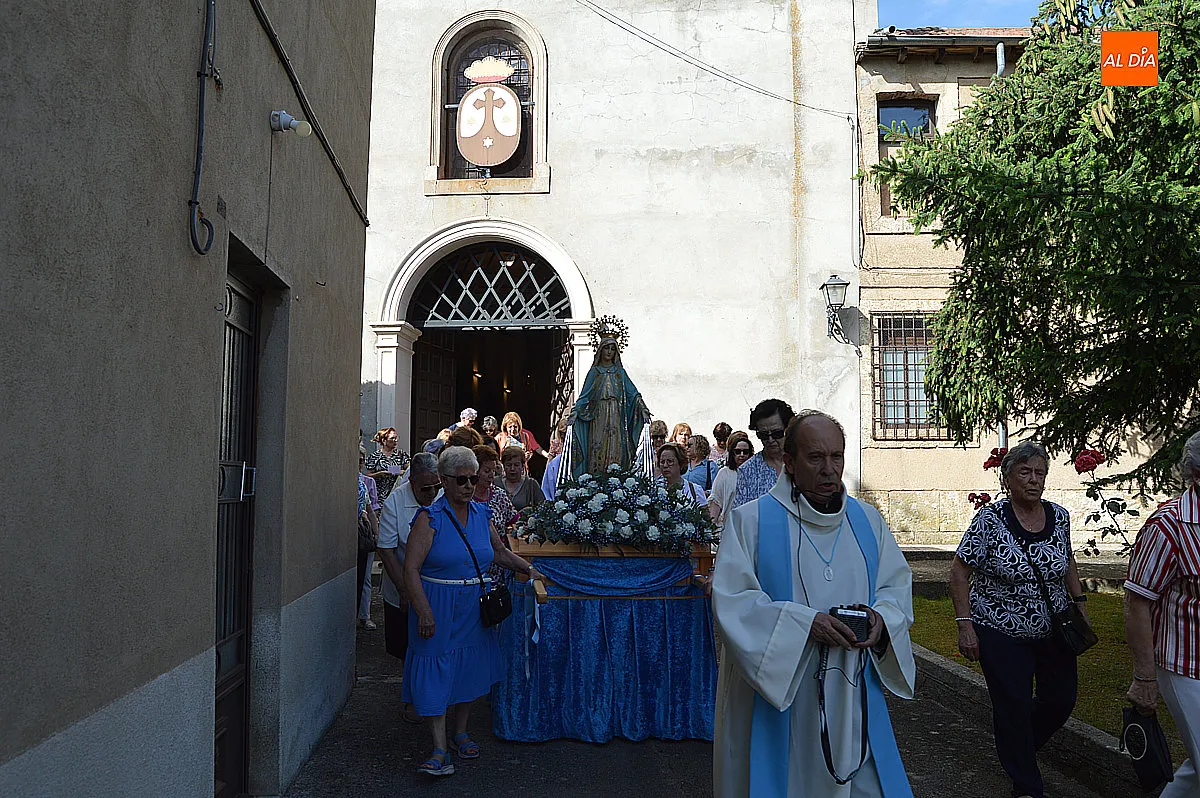 Procesión de la Virgen Milagrosa