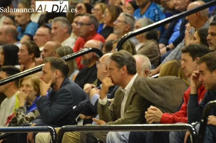 El mensaje de Jorge Recio, que no planea vender, tras el fin de temporada del Perfumerías Avenida: Alguna vez lo reconocerán, lo mismo ya será tarde