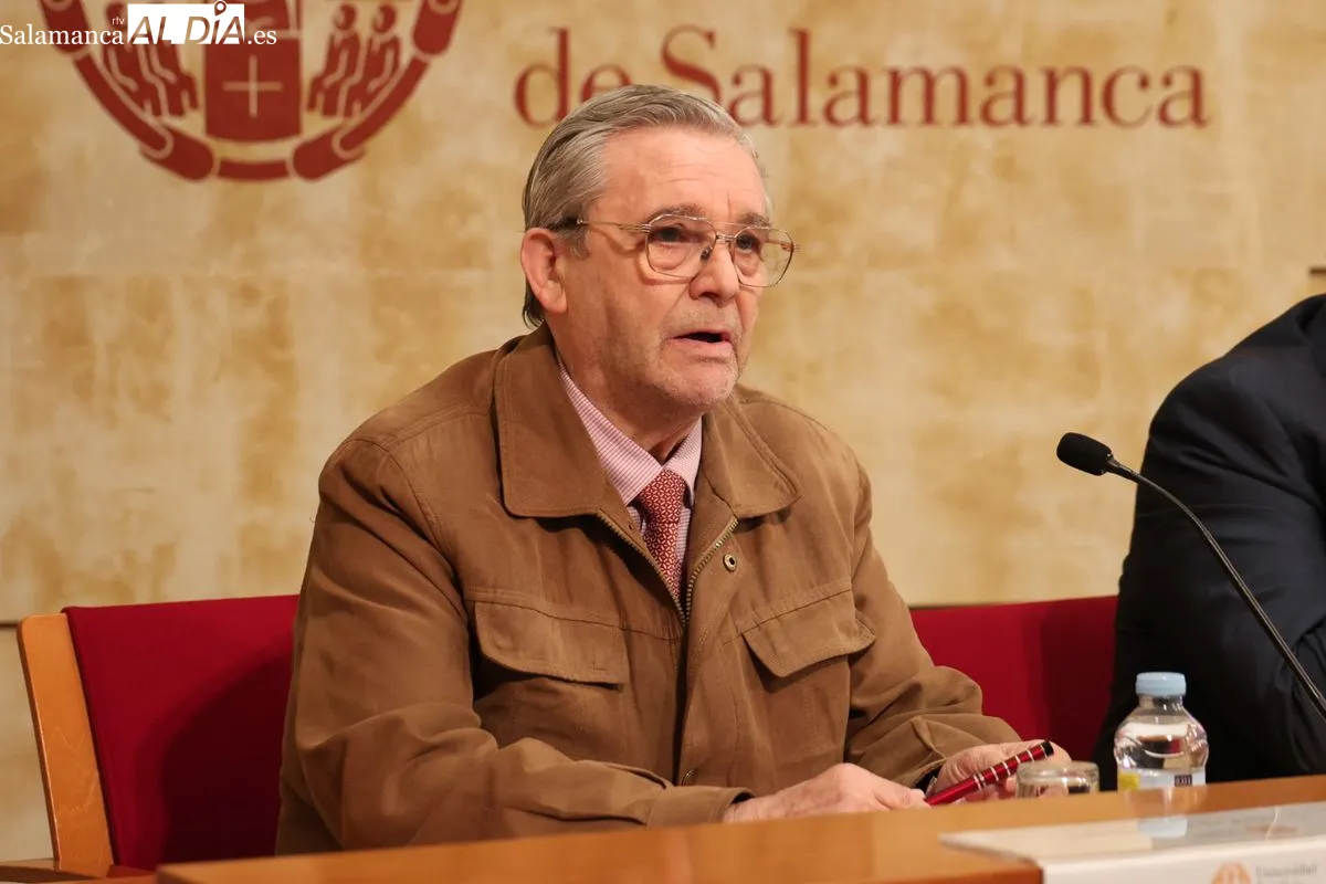 Presentación en la UPSA del Día del Fútbol Femenino. Foto de David Sañudo