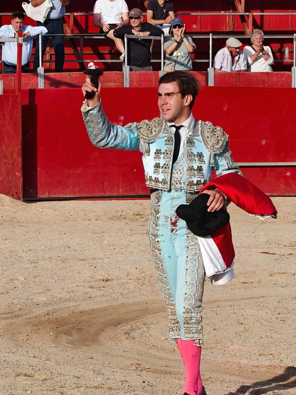 Foto 2 - Salvador Herrero toca pelo a las puertas de Madrid