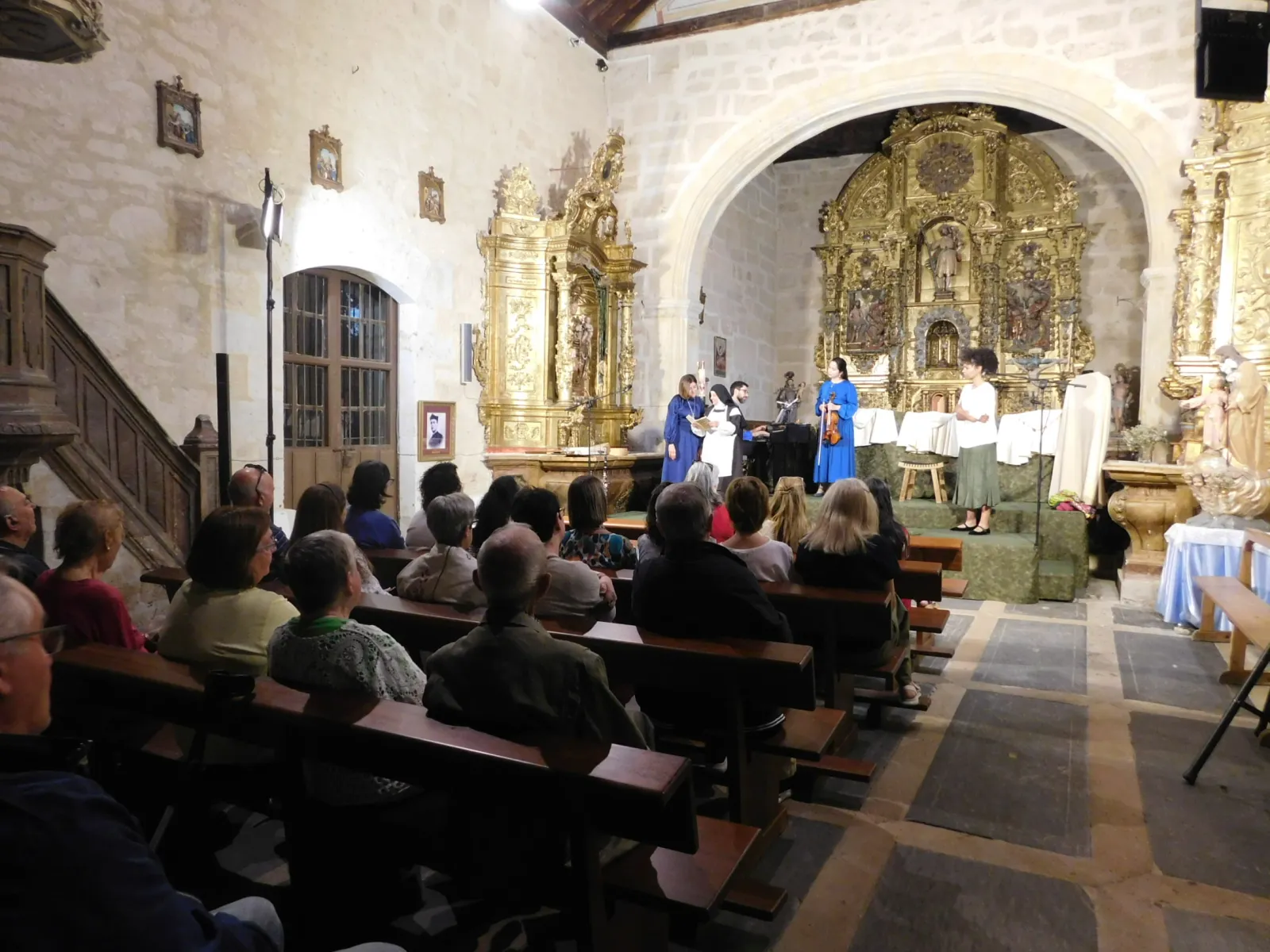Foto 6 - Ovaci&oacute;n en San Crist&oacute;bal de la Cuesta para 'Juan, el esp&iacute;ritu del amor'