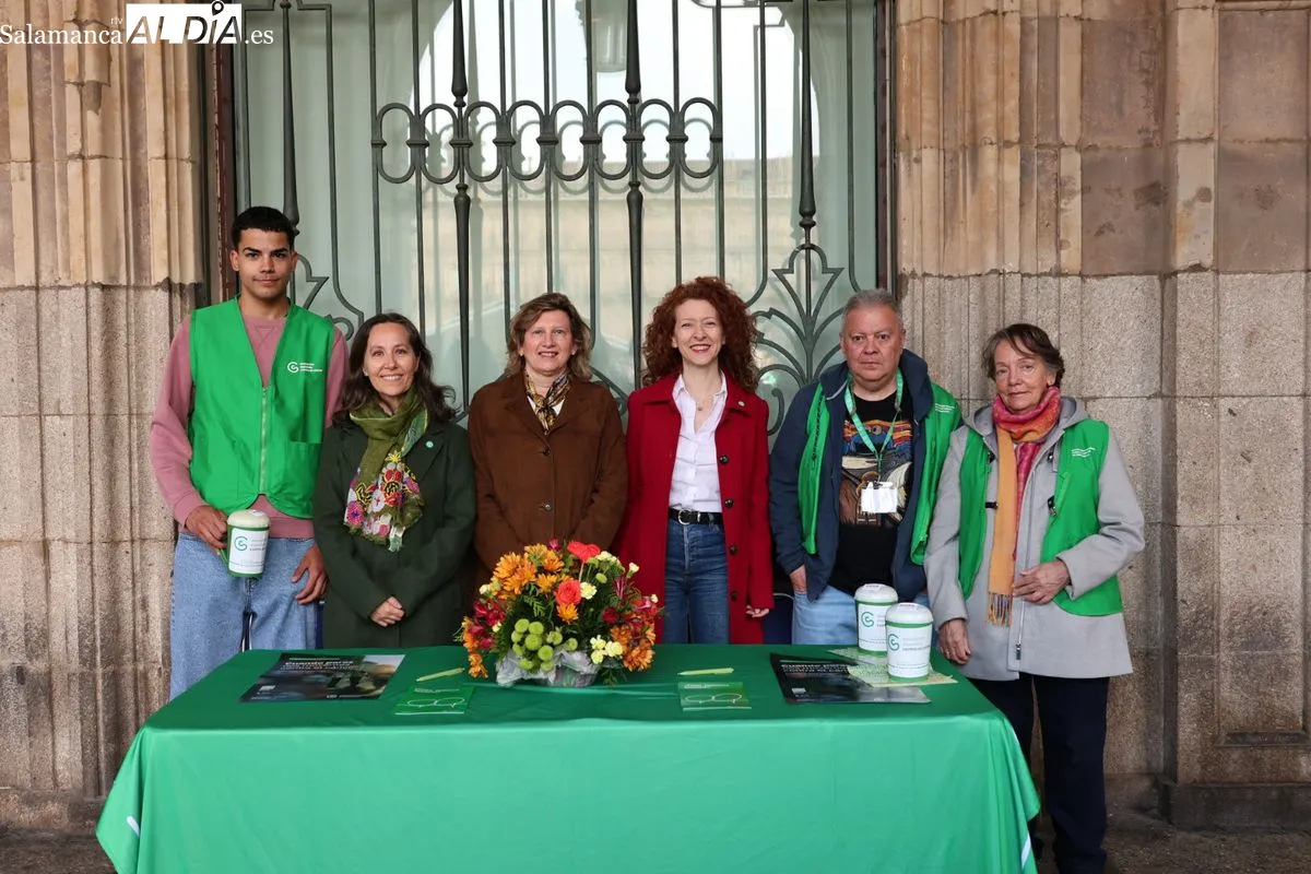La AECC despliega 25 mesas en Salamanca contra el cáncer