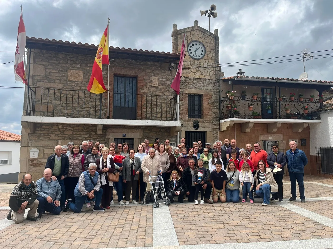 Homenaje al médico de Guadramiro por su jubilación
