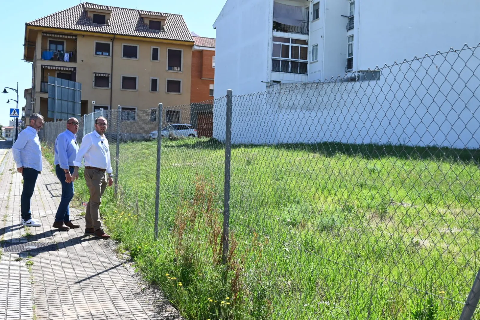 Foto 2 - Sareb cede gratis cinco solares a Ciudad Rodrigo para viviendas 