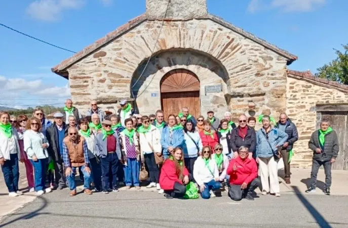 La Asociación de mayores San Miguel disfruta de una jornada de cultura y convivencia en Astorga
