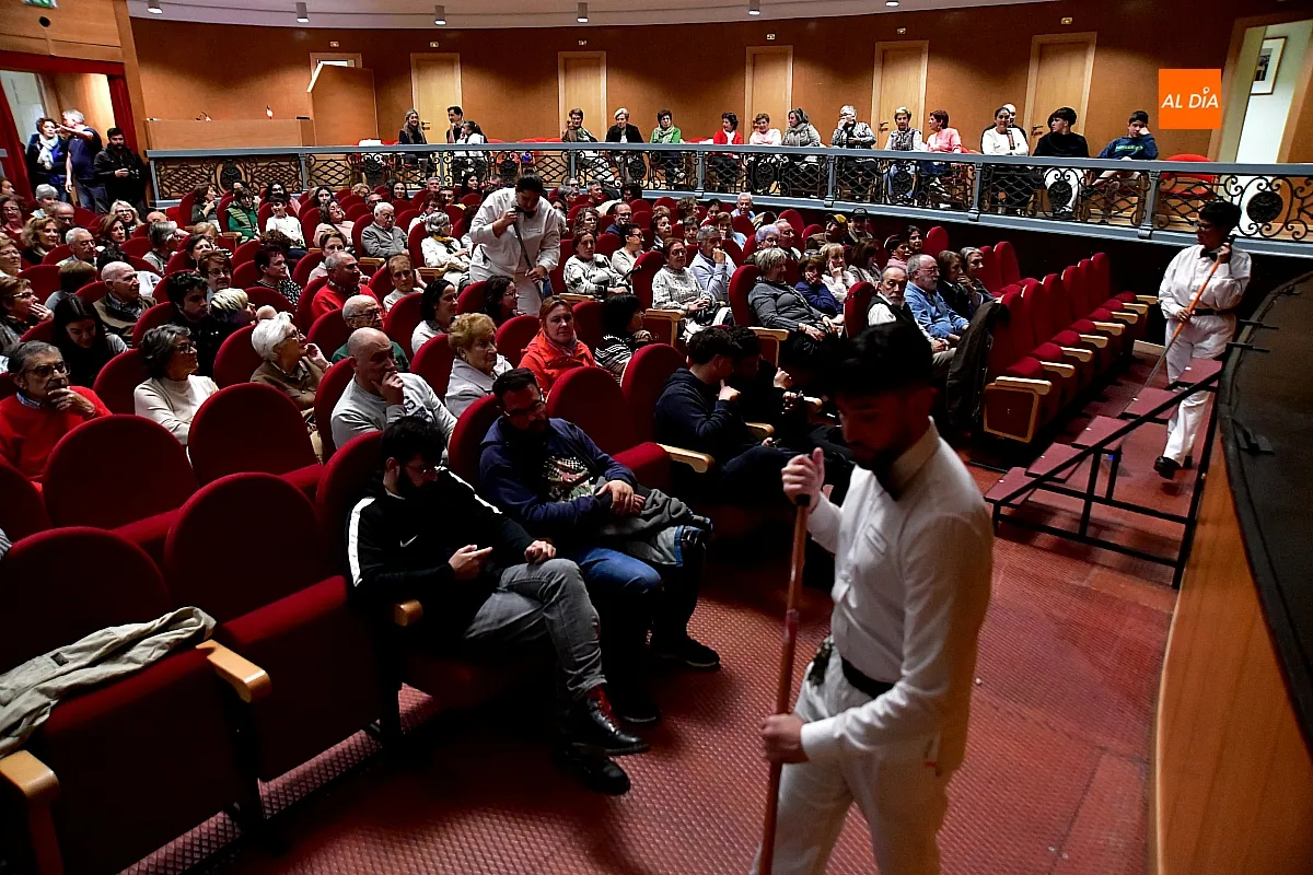 Puesta en escena la obra teatral 'Alguien voló sobre el nido del cuco'