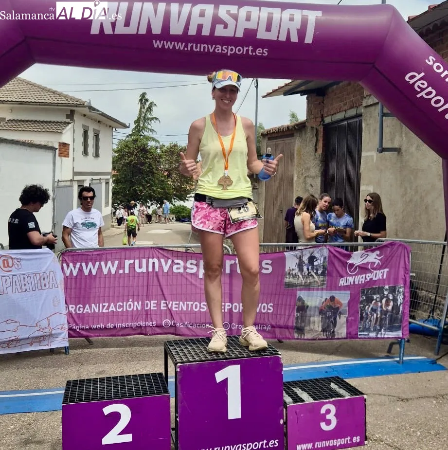 Foto 5 - Chema Mart&iacute;nez se suma al VI Cross Trail de Malpartida en una edici&oacute;n multitudinaria en deporte, ambiente y naturaleza