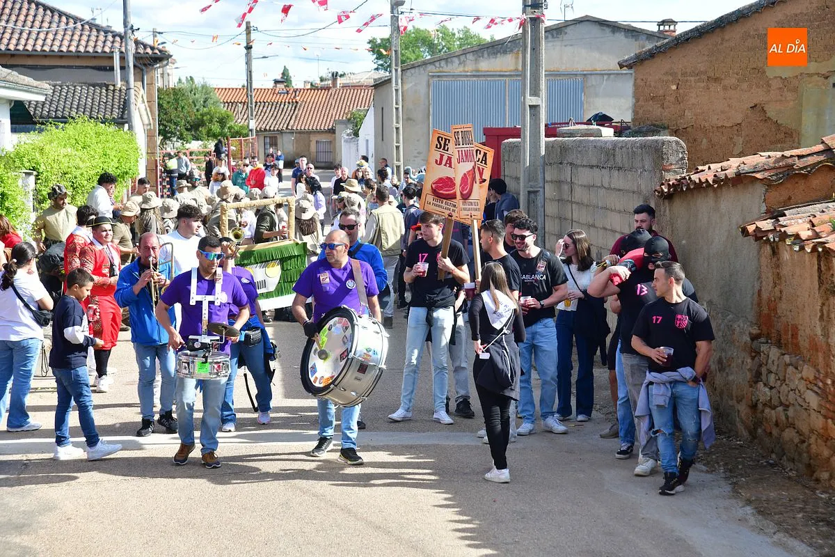 Disfraces  y capea Cabrillas