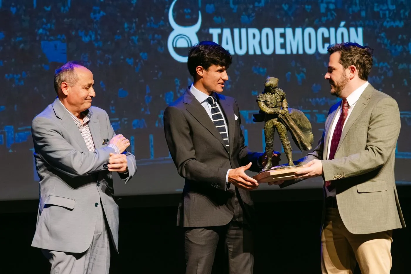 Manuel Diosleguarde gana el Premio Andrés Vázquez en Zamora