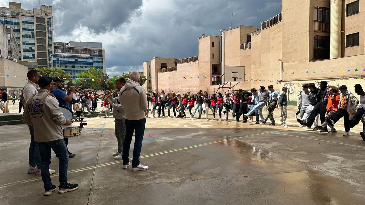 Jornadas festivas en el colegio Misioneras de la Providencia con graduación incluida