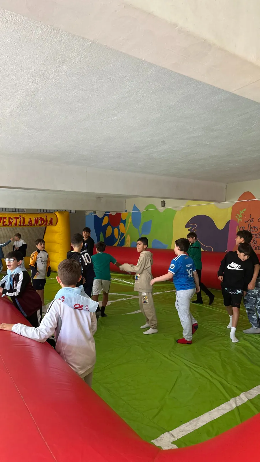 Jornadas festivas en el colegio Misioneras de la Providencia con graduación incluida