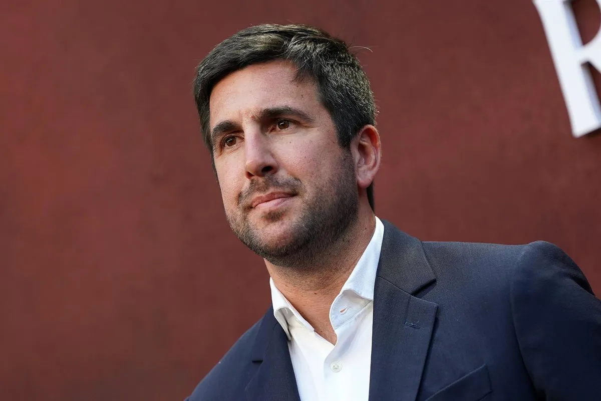 Enrique Riquelme anuncia su candidatura a la presidencia del Real Madrid como rival de Florentino Pérez